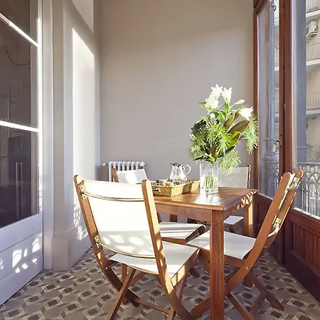 My Space Rambla Catalunya Center Apartment